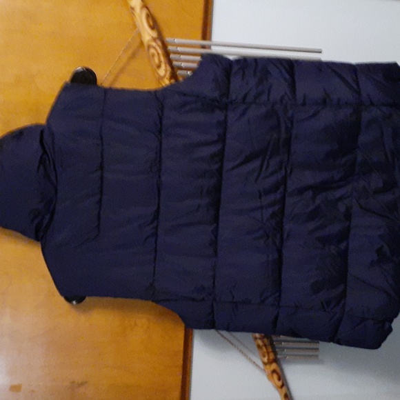 Old navy puffer vest navy blue  size large  brand new  never worn! - Picture 3 of 4